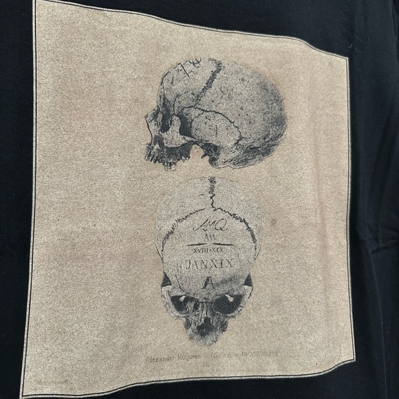 Alexander McQueen - Men’s Skull Printed Crewneck - Size Medium - Picture 3 of 5
